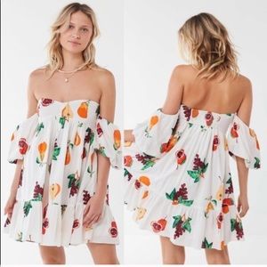 Urban Outfitters White Puff Sleeve Fruit Dress SZM